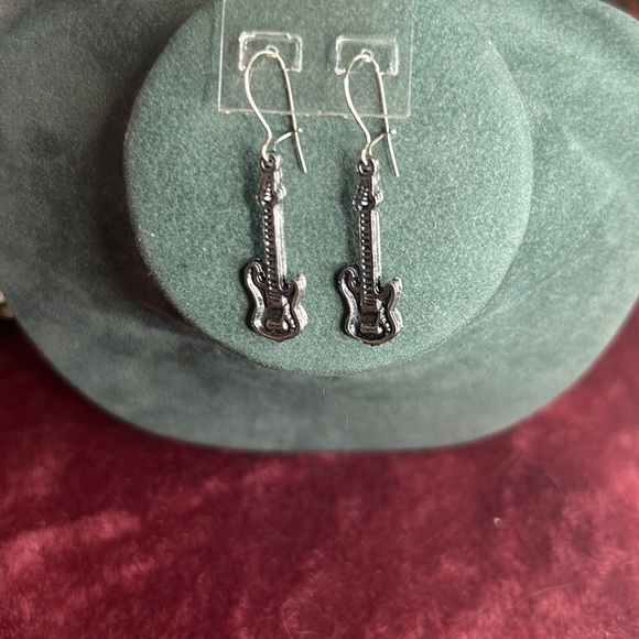 VTG DEADSTOCK 80s GUITAR EARRINGS - Picture 2 of 2